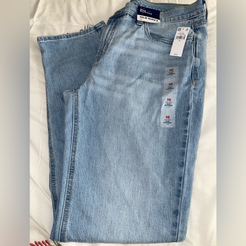 Old Navy Mid-Rise Wow Boyfriend Jeans - Light Blue